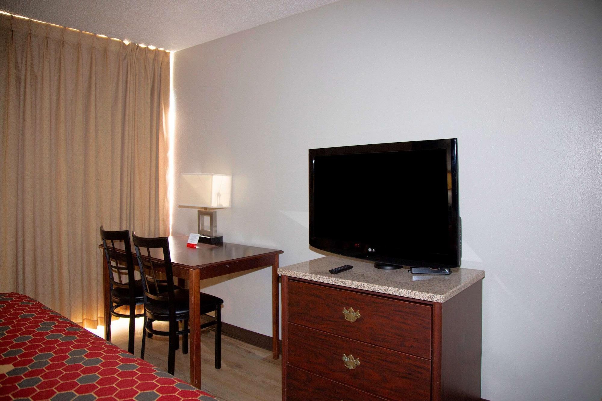 Econo Lodge Ardmore Bagian luar foto