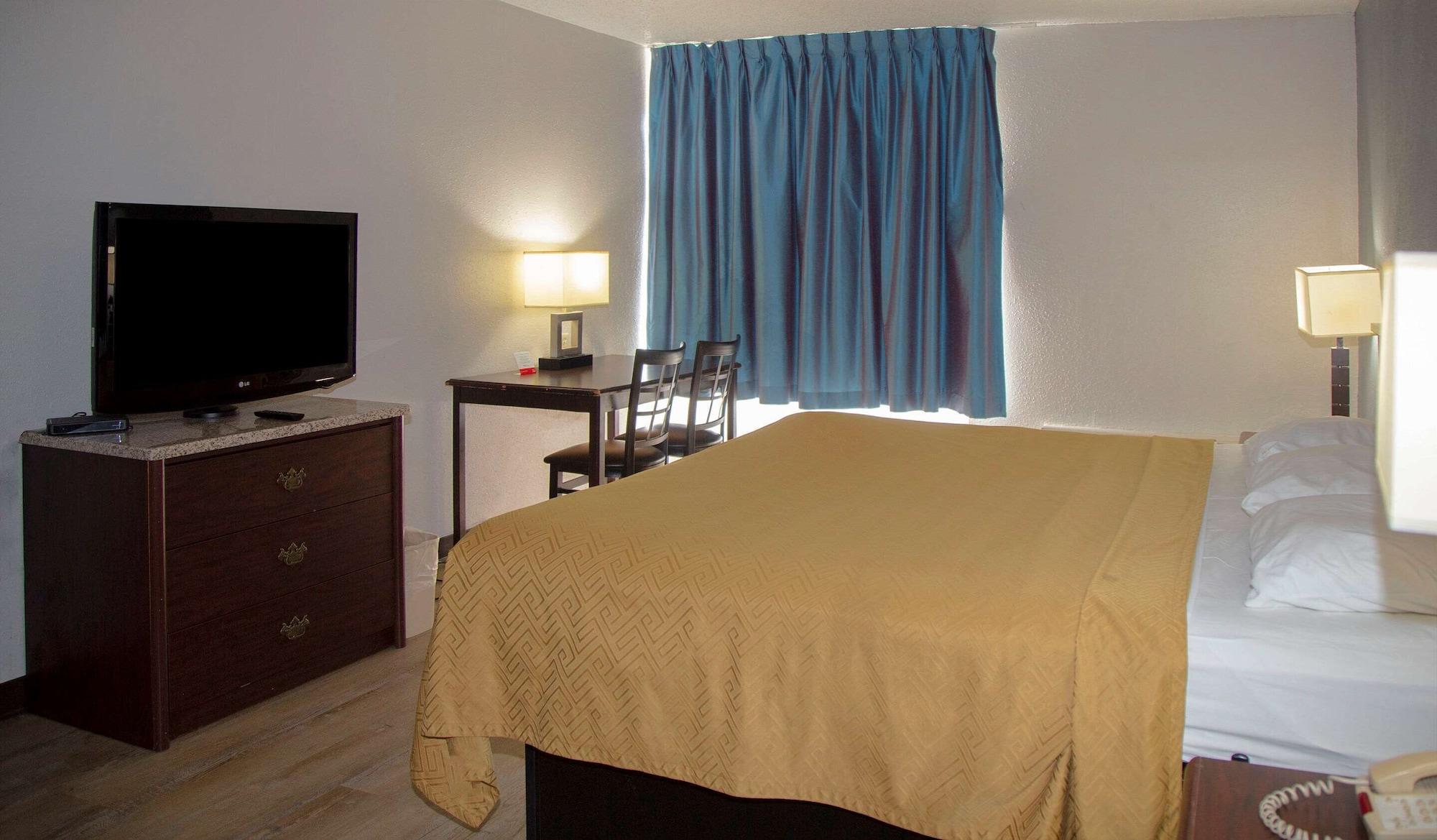 Econo Lodge Ardmore Bagian luar foto