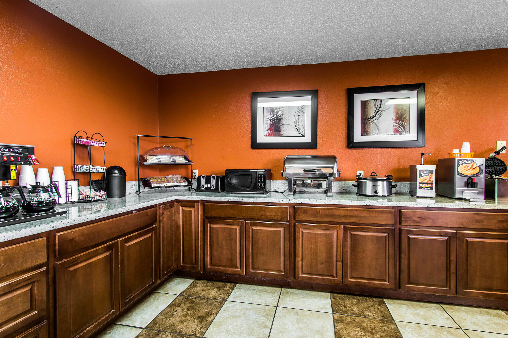 Econo Lodge Ardmore Bagian luar foto