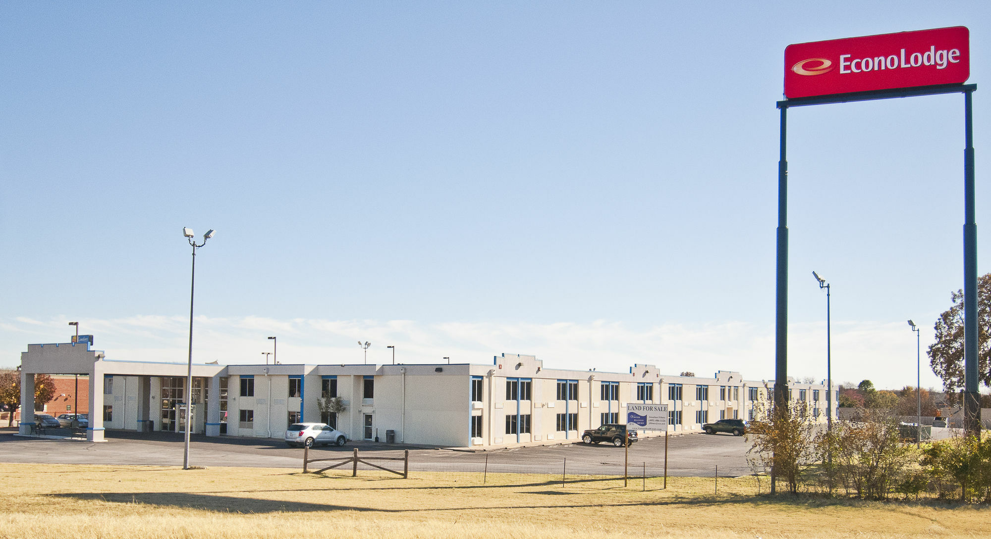 Econo Lodge Ardmore Bagian luar foto